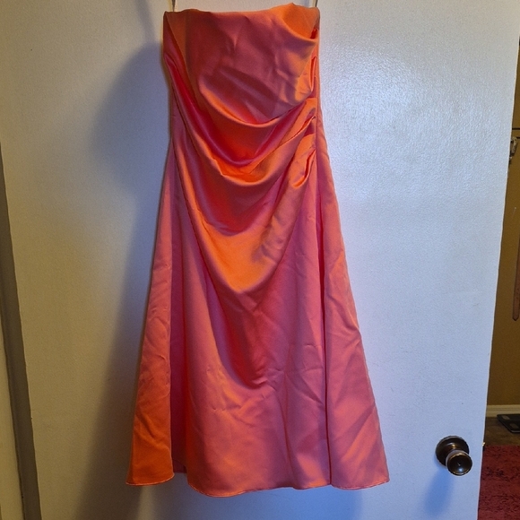 Alfred Angelo Dresses & Skirts - Alfred Angelo Vibrant Corral Gown, All Forml Events.